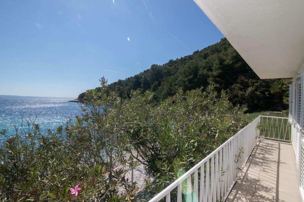 Apartments Robinzon Petar Gdinj Екстер'єр фото