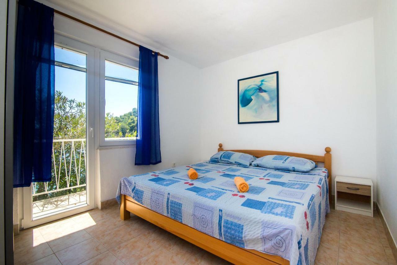 Apartments Robinzon Petar Gdinj Екстер'єр фото