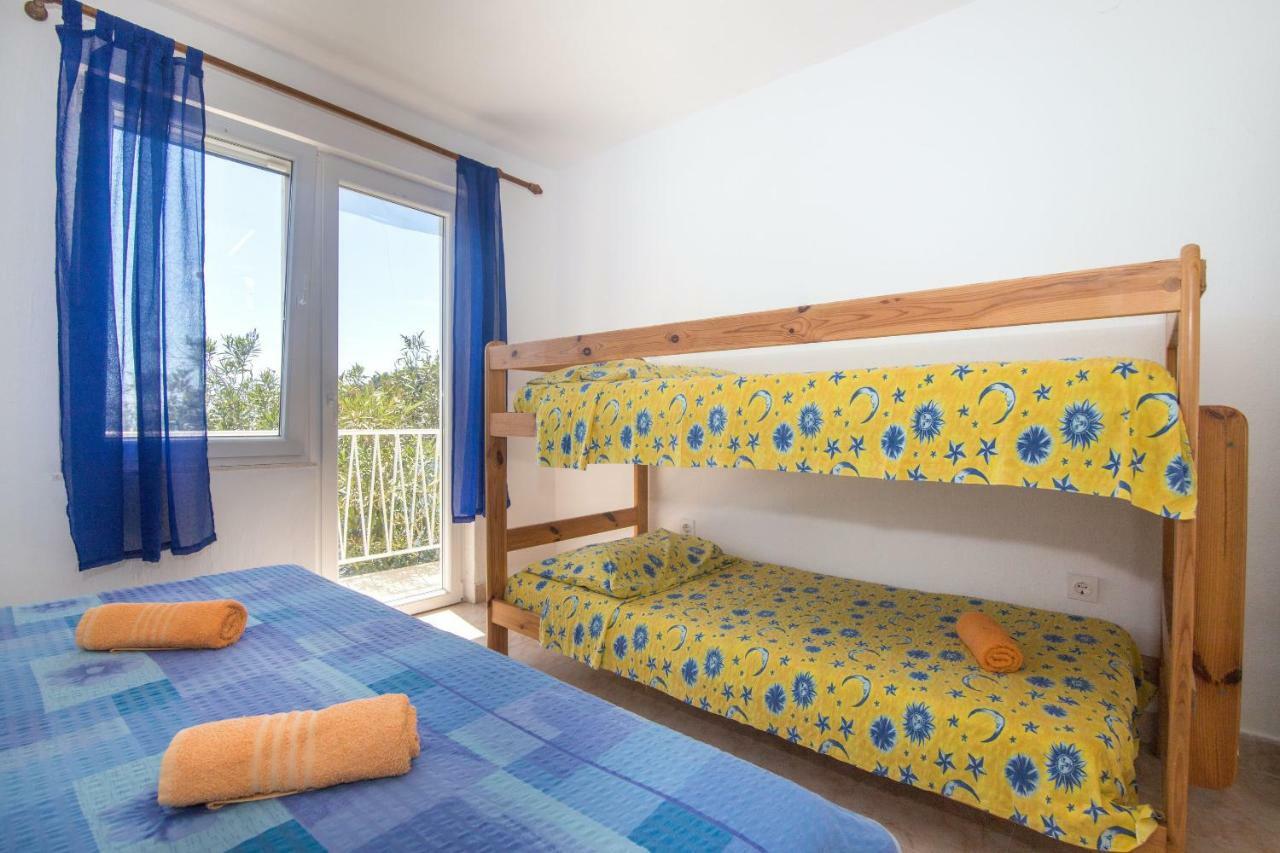 Apartments Robinzon Petar Gdinj Екстер'єр фото