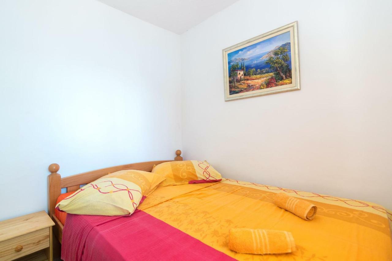 Apartments Robinzon Petar Gdinj Екстер'єр фото