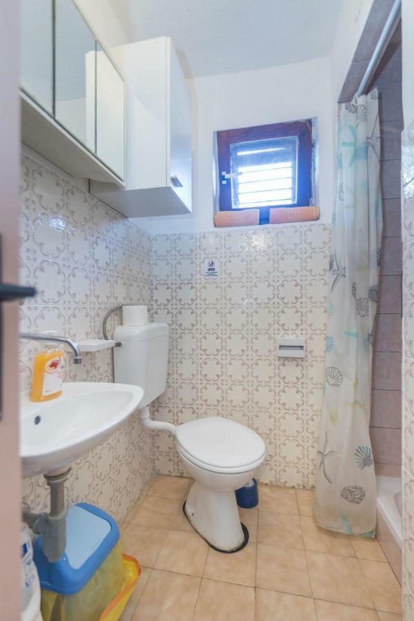 Apartments Robinzon Petar Gdinj Екстер'єр фото